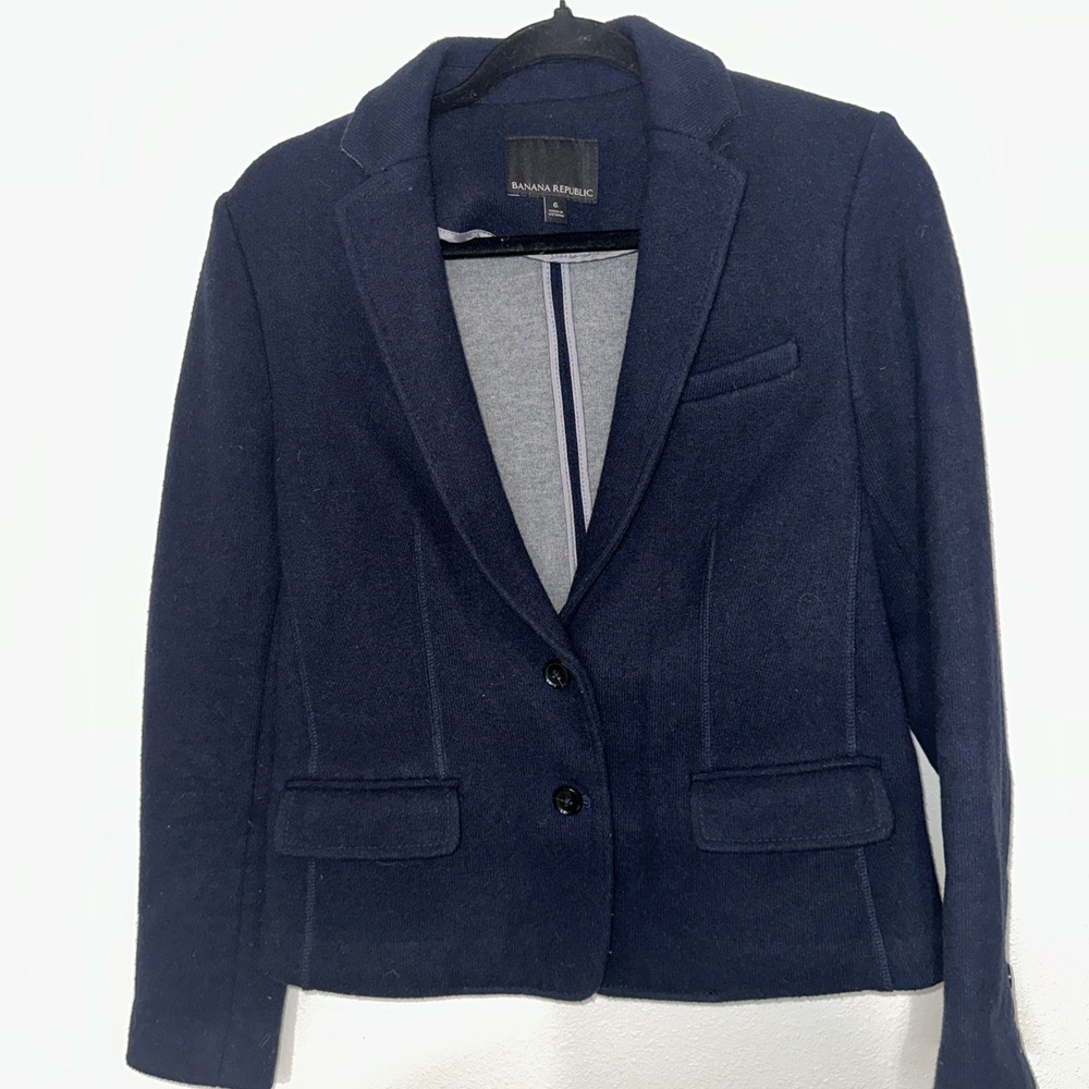 Banana Republic Wool Blend Jacket ‎ Size 6 navy Blue 2 Button Coat
